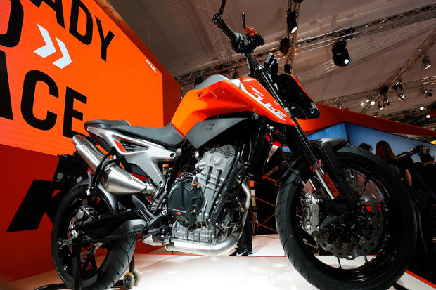 KTM Umumkan Produksi...