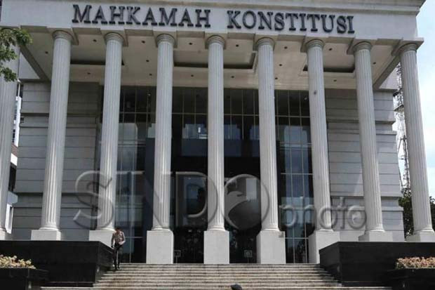 Uji Materi UU Keuangan...