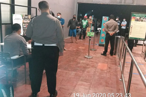 Pemohon Perpanjangan...