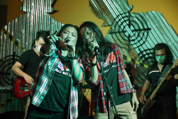 Musik Rock Surabaya...