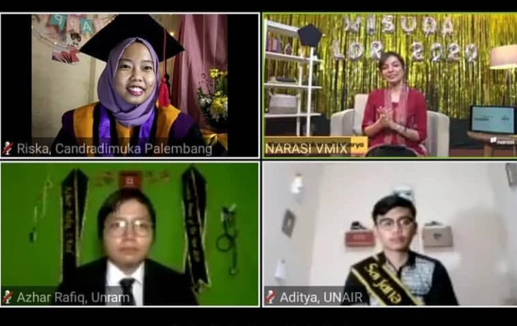 Pejuang Wisuda Daring,...
