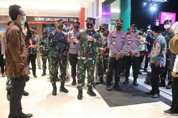 Panglima TNI Cek Kesiapan...