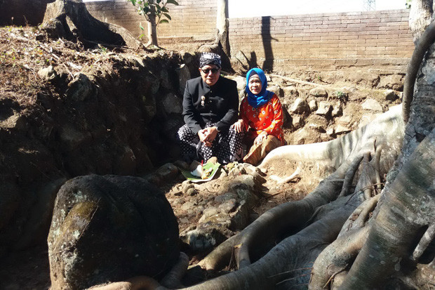 Desa Jembrak, Tempat...