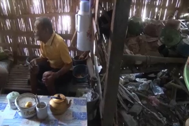 Kisah Kakek Buta yang...
