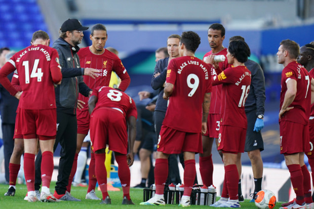 Rooney Ramal Liverpool...