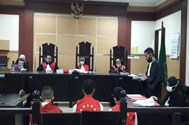 Pembacaan Eksepsi 3...