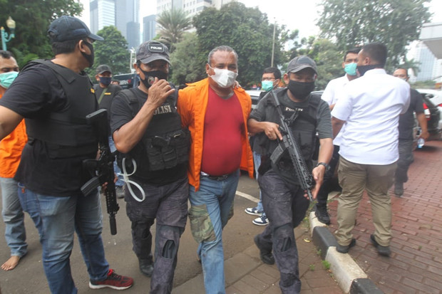 Sisi Lain John Kei,...