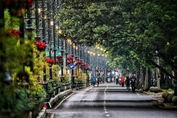 Jalan Dago dan Jalur...