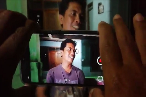 Polisi Datangi Keluarga...