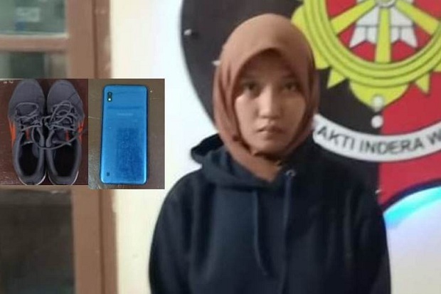 Dikeluarkan dari Kampus...