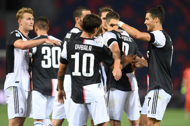 Gebuk Bologna, Juventus...