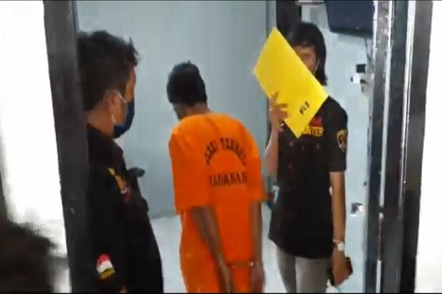 Pencuri Spesialis Rumah...