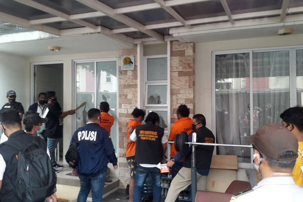 Prarekonstruksi di Rumah...