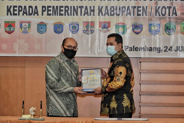 Pemkab Banyuasin Raih...