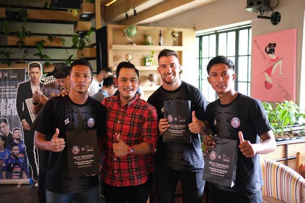 Arema FC Jalin Kerja...