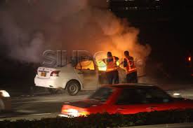 Minibus Terbakar Hebat...