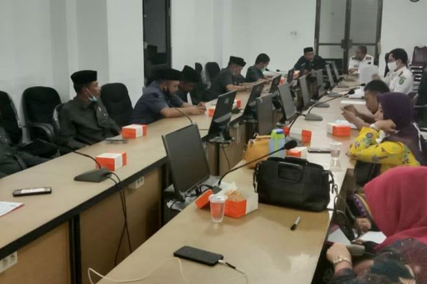 Anggota DPRD Sulbar...