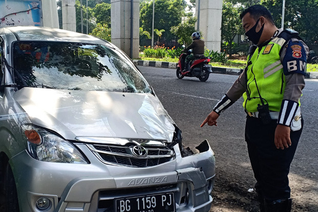 Diduga Pecah, Mobil...