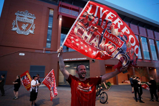 Dua Trofi Lagi, Liverpool...