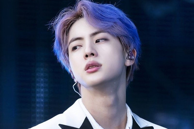 5 Alasan Jin BTS Layak...