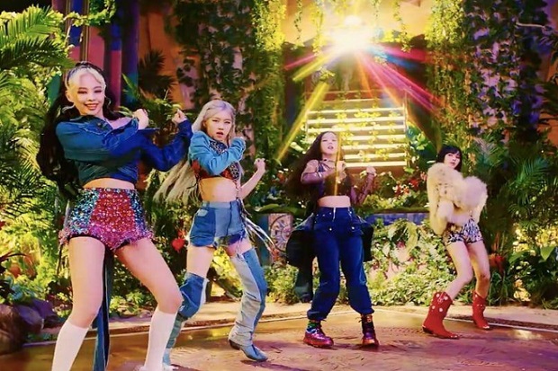 BLACKPINK Pecahkan Rekor...
