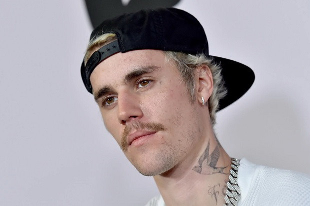 Justin Bieber Ambil...