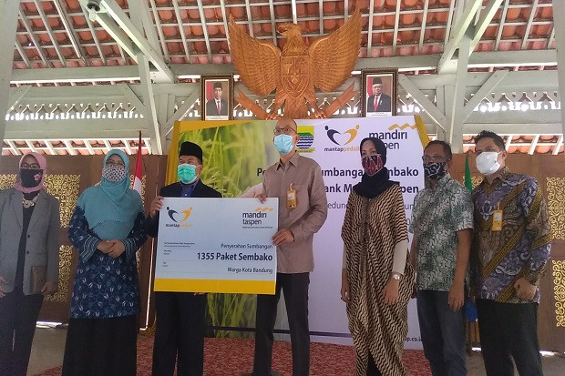Bantu Lansia Terdampak...