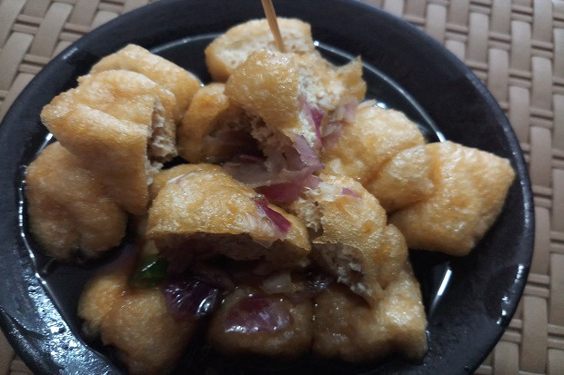 Tahu Gejrot, Jajan Khas...