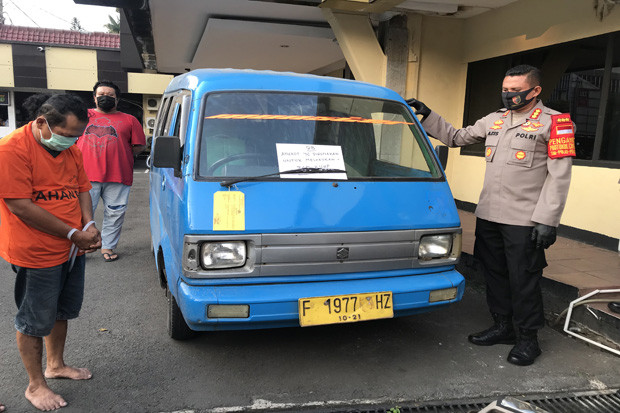 Polisi Ringkus Dua Perampok...