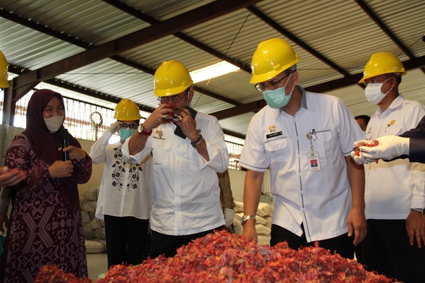 Dihadang Pandemi, Nilai...