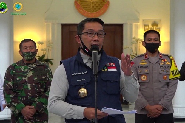 Kendaraan Pelat B Wara...