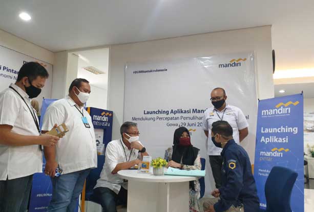 Bank Mandiri Dorong...