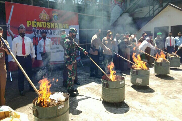 245 Kilogram Ganja Kering...