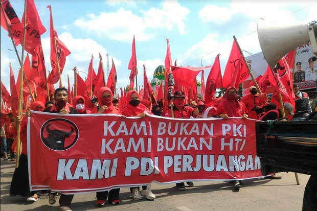 Insiden Pembakaran Bendera,...