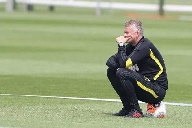 Tantangan Skuat Manchester...