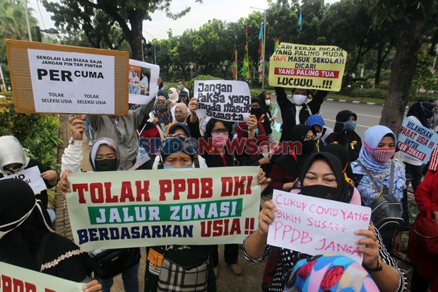 Penerimaan Siswa Baru...