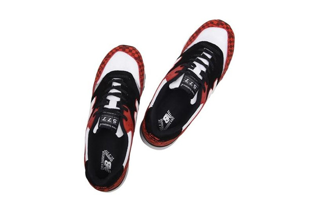 New Balance Hadirkan...