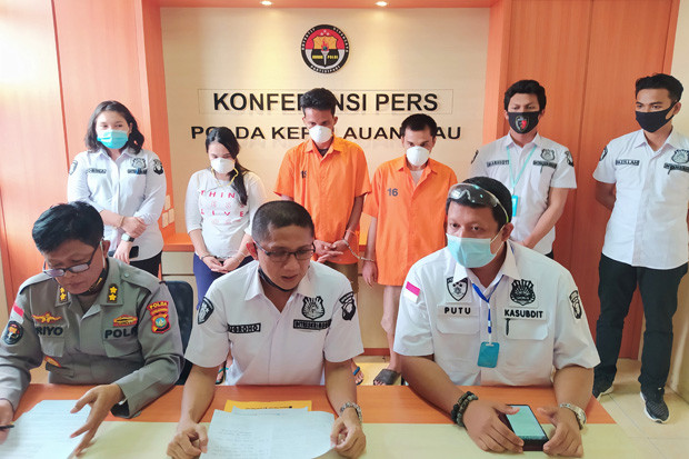 Kelompok Tipu Sana Sini...