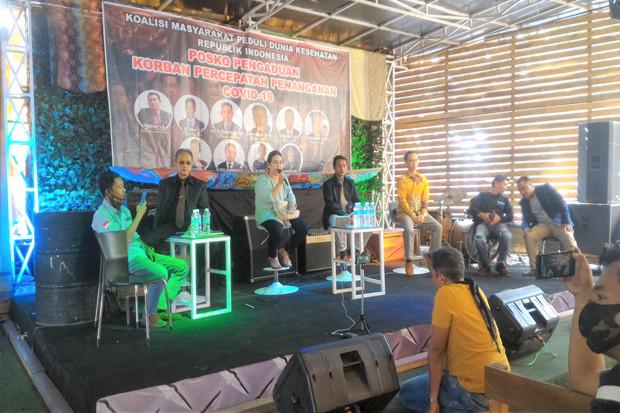 Keluarga Pasien COVID-19...
