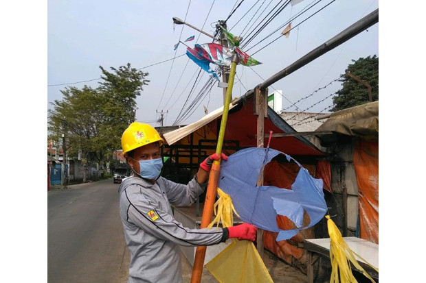 PLN Ingatkan Bahaya...