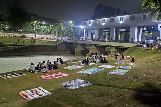 Nikmati Udara Malam...