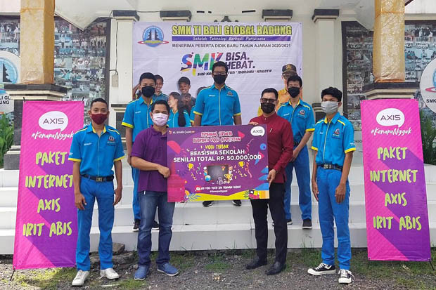 Juara Kompetisi Video...