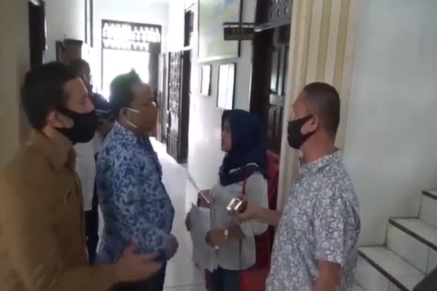 Dikirim Video Mesum...