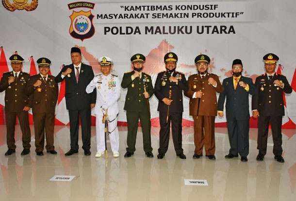 Gubernur Malut Hadiri...