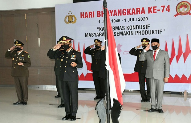 Zainal Arifin: Polri,...