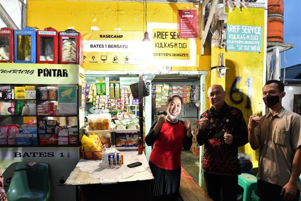 Menkop UKM Pede Warung...