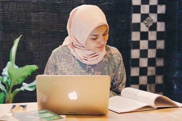 Cerdik Kejar Gelar Akademik...