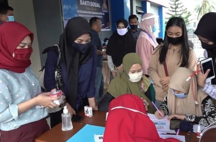 Ratusan Calon Mahasiswa...