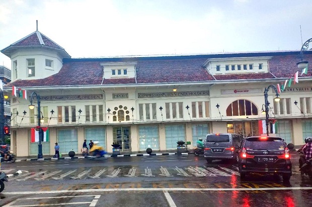 Awal Pekan, Bandung...