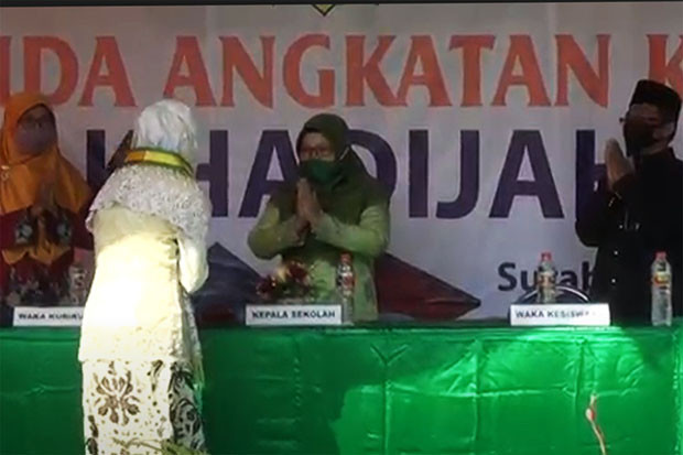 SD Khadijah 3 Surabaya...